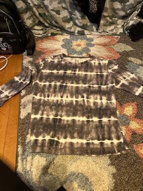 Columbia shirt size medium